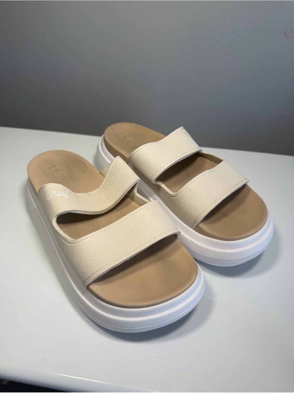 REEF Sierra 2 Bar Platform Slide Sandals Cream Beige Off White Women’s 8